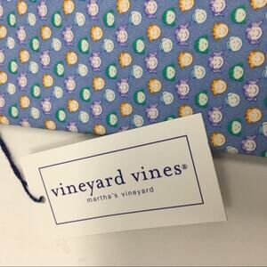 Vineyard Vines NWOT Blue Graphic Print Tie
